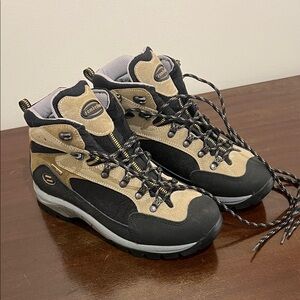 Zamberlan Women's Tan & Black Lace-Up Hiking Boots